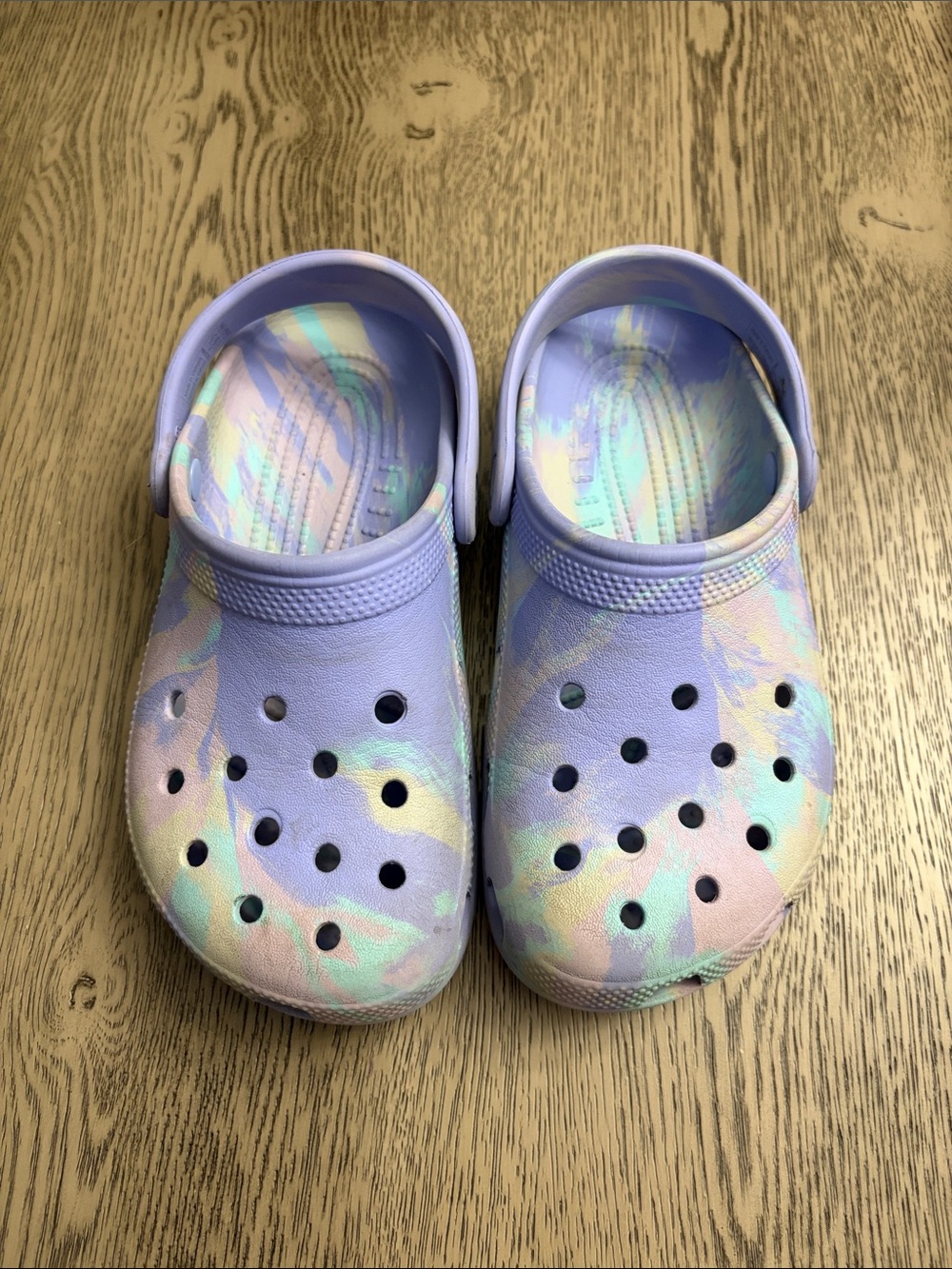 CROCS Kids Pastel Tie-Dye Clogs in Lavender